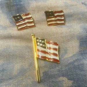 Vintage flag pin/ 3 post pins/ 1 magnet
